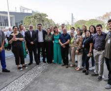 Curitiba, 23 de setembro de 2024 - O governador Carlos Massa Ratinho Junior realiza a entrega de veículos destinados ao serviço de transporte de órgãos.