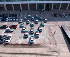 Curitiba, 23 de setembro de 2024 - O governador Carlos Massa Ratinho Junior realiza a entrega de veículos destinados ao serviço de transporte de órgãos.