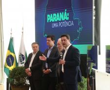 Ratinho Junior apresenta avanços econômicos e sociais do Paraná a empresários