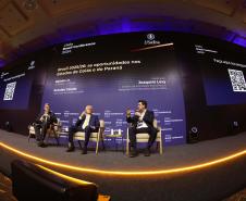 Ratinho Junior defende privatizações e concessões em evento com investidores