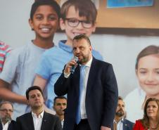 R$ 100 milhões: Governo lança maior edital de projetos voltados para crianças e adolescentes
