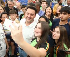 Com investimento de R$ 10 milhões, governador inaugura colégio em Mauá da Serra