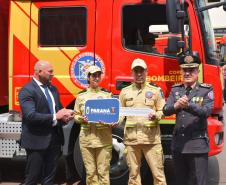 Corpo de Bombeiros festeja 112 anos com homenagens e entrega de viaturas