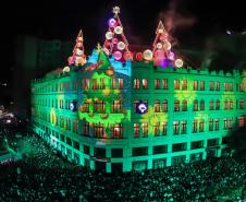 Calendário de novembro tem shows natalinos, festas religiosas e frango na telha