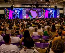 Calendário de novembro tem shows natalinos, festas religiosas e frango na telha