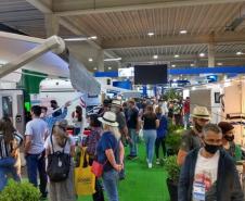 Calendário de novembro tem shows natalinos, festas religiosas e frango na telha