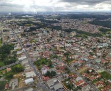 331 municípios paranaenses têm saldo positivo de geração de empregos em 2024