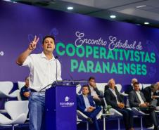 Governador Carlos Massa Ratinho participa da abertura do Encontro das Cooperativas Paranaenses.