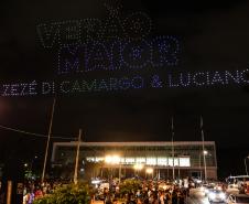 Com o céu iluminado por mais de 600 drones, o Governo do Estado deu o pontapé inicial para a maior edição da história do Verão Maior Paraná.. A cerimônia de lançamento, que aconteceu nesta quarta-feira (27), contou com a presença do governador Carlos Massa Ratinho Junior.