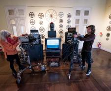 Oficinas, espetáculos no Teatro Guaíra e nova exposição marcam a agenda cultural