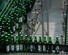 De bebidas a móveis: Paraná lidera crescimento da produção industrial em vários segmentos