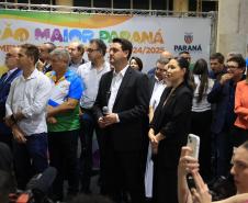 Com o céu iluminado por mais de 600 drones, o Governo do Estado deu o pontapé inicial para a maior edição da história do Verão Maior Paraná.. A cerimônia de lançamento, que aconteceu nesta quarta-feira (27), contou com a presença do governador Carlos Massa Ratinho Junior.