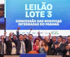 Com grande disputa e desconto de 26,6% na tarifa, CCR arremata Lote 3 e investirá R$ 16 bilhões