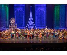 Centro Cultural Teatro Guaíra - CCTG - Guairão - O Quebra-Nozes, com os corpos artísticos do Teatro Guaíra – Neste fim de semana, começa o tradicional balé O “Quebra-Nozes”, com direção geral de Luiz Fernando Bongiovanni, reunindo mais de 150 artistas da Orquestra Sinfônica do Paraná, Balé Teatro Guaíra, Escola de Dança Teatro Guaíra e G2 Cia de Dança, além de participações especiais de Nickolle Abreu e Pedro Mello e Cruz, do Circocan.