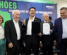 O governador Carlos Massa Ratinho Junior liberou nesta terça-feira (10) um pacote de R$ 502 milhões em investimentos para fortalecer a estratégia de regionalização dos serviços de saúde no Paraná.