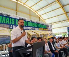 O governador Calos Massa Ratinho Junior iniciou nesta segunda-feira (10) a entrega dos 209 novos ônibus escolares adquiridos para uso no programa Caminho da Escola.