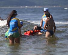 Com 1.068 atendimentos, cadeiras anfíbias batem recorde de utilização no Verão Maior
