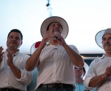 https://www.aen.pr.gov.br/Noticia/Governo-entrega-R-27-milhoes-em-equipamentos-para-colegios-agricolas-durante-o-Show-Rural