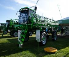 https://www.aen.pr.gov.br/Noticia/Governo-entrega-R-27-milhoes-em-equipamentos-para-colegios-agricolas-durante-o-Show-Rural