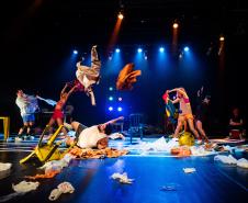 Centro Cultural Teatro Guaíra - Teatro José Maria Santos - “Deriva”, novo espetáculo da Súbita Companhia, estreou nesta quinta (20), no Teatro Zé Maria, com temporada que segue até 2 de março