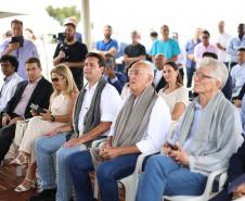 O governador Carlos Massa Ratinho Junior participou nesta sexta-feira (21), em Campina Grande do Sul, na Região Metropolitana de Curitiba, do lançamento da pedra fundamental da primeira fábrica de nanofertilizantes do Brasil.