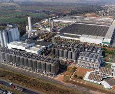 Indústria do Paraná cresce acima da média em janeiro e tem alta de 3,9% em 12 meses