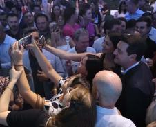 O governador Carlos Massa Ratinho Junior anunciou nesta quinta-feira (13) a liberação de R$ 1,2 bilhão para a saúde pública do Estado, durante o evento Saúde em Movimento, em Foz do Iguaçu, na região Oeste.
