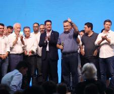 O governador Carlos Massa Ratinho Junior anunciou nesta quinta-feira (13) a liberação de R$ 1,2 bilhão para a saúde pública do Estado, durante o evento Saúde em Movimento, em Foz do Iguaçu, na região Oeste.