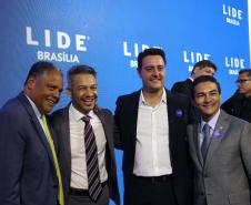 O governador Carlos Massa Ratinho Junior destacou os avanços que o Paraná alcançou nos últimos anos em diferentes áreas em um encontro empresários nesta terça-feira (25), em Brasília. 