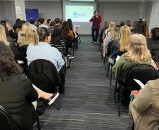 Sesa capacita profissionais para ampliar o cuidado com a infância no Paraná Foto: SESA-PR Sesa capacita profissionais para ampliar o cuidado com a infância no Paraná Foto: SESA-PR Sesa capacita profissionais para ampliar o cuidado com a infância no Paraná Foto: SESA-PR Sesa capacita profissionais para ampliar o cuidado com a infância no Paraná Foto: SESA-PR Sesa capacita profissionais para ampliar o cuidado com a infância no Paraná Foto: SESA-PR Sesa capacita profissionais para ampliar o cuidado com a infân