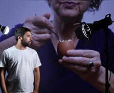 Museu Paranaense (MUPA) - “O COVEIRO” – Até 06 de abril, às 19h, o MUPA apresenta as últimas sessões da peça-instalação "O COVEIRO". Em uma intersecção entre teatro, artes visuais e cinema, o espetáculo integra a Mostra Interlocuções, do Festival de Curitiba, com entrada livre e gratuita Foto: Lídia Ueta