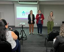 Sesa capacita profissionais para ampliar o cuidado com a infância no Paraná Foto: SESA-PR Sesa capacita profissionais para ampliar o cuidado com a infância no Paraná Foto: SESA-PR Sesa capacita profissionais para ampliar o cuidado com a infância no Paraná Foto: SESA-PR Sesa capacita profissionais para ampliar o cuidado com a infância no Paraná Foto: SESA-PR Sesa capacita profissionais para ampliar o cuidado com a infância no Paraná Foto: SESA-PR Sesa capacita profissionais para ampliar o cuidado com a infân