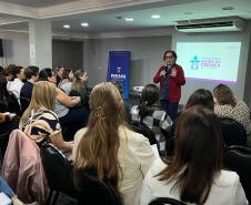 Sesa capacita profissionais para ampliar o cuidado com a infância no Paraná Foto: SESA-PR Sesa capacita profissionais para ampliar o cuidado com a infância no Paraná Foto: SESA-PR Sesa capacita profissionais para ampliar o cuidado com a infância no Paraná Foto: SESA-PR Sesa capacita profissionais para ampliar o cuidado com a infância no Paraná Foto: SESA-PR Sesa capacita profissionais para ampliar o cuidado com a infância no Paraná Foto: SESA-PR Sesa capacita profissionais para ampliar o cuidado com a infân