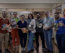 Além de aumentar o acervo próprio, os livros são destinados também para bibliotecas e escolas públicas do interior do Estado, e para o sistema penal