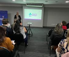 Sesa capacita profissionais para ampliar o cuidado com a infância no Paraná Foto: SESA-PR Sesa capacita profissionais para ampliar o cuidado com a infância no Paraná Foto: SESA-PR Sesa capacita profissionais para ampliar o cuidado com a infância no Paraná Foto: SESA-PR Sesa capacita profissionais para ampliar o cuidado com a infância no Paraná Foto: SESA-PR Sesa capacita profissionais para ampliar o cuidado com a infância no Paraná Foto: SESA-PR Sesa capacita profissionais para ampliar o cuidado com a infân