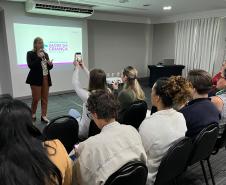 Sesa capacita profissionais para ampliar o cuidado com a infância no Paraná Foto: SESA-PR Sesa capacita profissionais para ampliar o cuidado com a infância no Paraná Foto: SESA-PR Sesa capacita profissionais para ampliar o cuidado com a infância no Paraná Foto: SESA-PR Sesa capacita profissionais para ampliar o cuidado com a infância no Paraná Foto: SESA-PR Sesa capacita profissionais para ampliar o cuidado com a infância no Paraná Foto: SESA-PR Sesa capacita profissionais para ampliar o cuidado com a infân