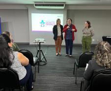 Sesa capacita profissionais para ampliar o cuidado com a infância no Paraná Foto: SESA-PR Sesa capacita profissionais para ampliar o cuidado com a infância no Paraná Foto: SESA-PR Sesa capacita profissionais para ampliar o cuidado com a infância no Paraná Foto: SESA-PR Sesa capacita profissionais para ampliar o cuidado com a infância no Paraná Foto: SESA-PR Sesa capacita profissionais para ampliar o cuidado com a infância no Paraná Foto: SESA-PR Sesa capacita profissionais para ampliar o cuidado com a infân