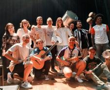 Museu da Imagem e do Som (MIS-PR) - Tons Vizinhos – Grupo Samba da Banca, na quarta (09), às 18h. A entrada é gratuita e não é necessário inscrição Foto: Kraw Penas/SEEC-PR