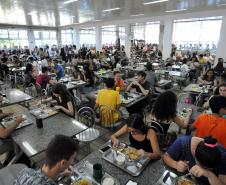 Governador sanciona lei que garante segurança alimentar a universitários no Paraná Foto: UEL