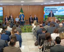 Com R$ 36 bilhões em obras, contratos dos lotes 3 e 6 das rodovias paranaenses são assinados