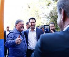 Governador destaca parceria com municípios na posse da nova diretoria da AMP