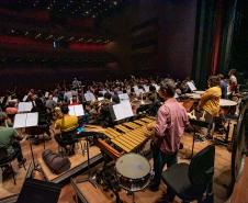 Orquestra Sinfônica do Paraná abre a temporada com a obra Floresta do Amazonas Foto: Kraw Penas/SEEC