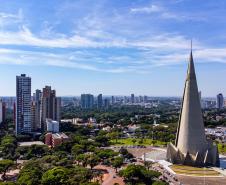 Drone da catedral de Maringá, cidade localizada na região norte do Paraná.