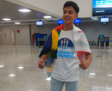 Dia das Mães no Ganhando o Mundo: orgulhosos, alunos e familiares celebrarão à distância