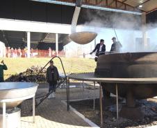 Atrações do frio: arraiás, festas da tainha e do feijão e tradições regionais movimentam o turismo
