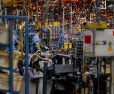 Paraná tem maior crescimento industrial do Brasil em março, 5 vezes acima da média nacional