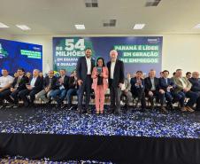 O governador em exercício, Darci Piana, anuncia um pacote de investimentos de R$ 54 milhões destinado à modernização da Rede Sine/PR e à ampliação da oferta de cursos de qualificação profissional em 311 municípios do Estado.