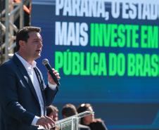 Investimento de R$ 63 milhões: Ratinho Junior entrega 431 motos e viaturas para a PMPR Foto: Jonathan Campos/AEN  Foto: Geraldo Bubniak/AEN  Foto: Geraldo Bubniak/AEN  Foto: Geraldo Bubniak/AEN  Foto: Geraldo Bubniak/AEN  Foto: Geraldo Bubniak/AEN O governador Carlos Massa Ratinho Junior entrega nesta terça-feira (17) 431 novos veículos para a Polícia Militar. São 209 motocicletas e 222 automóveis para diversas unidades, na Pedreira Paulo Leminski, em Curitiba. Foto: Geraldo Bubniak/AEN O governador Carlos 