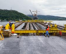 Obras da Ponte de Guaratuba chegam a 65% com destaque para avanço do trecho estaiado