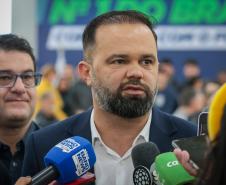 O governador em exercício Darci Piana participa nesta terça-feira (1), da entrega de 25.040 tablets para escolas da rede estadual